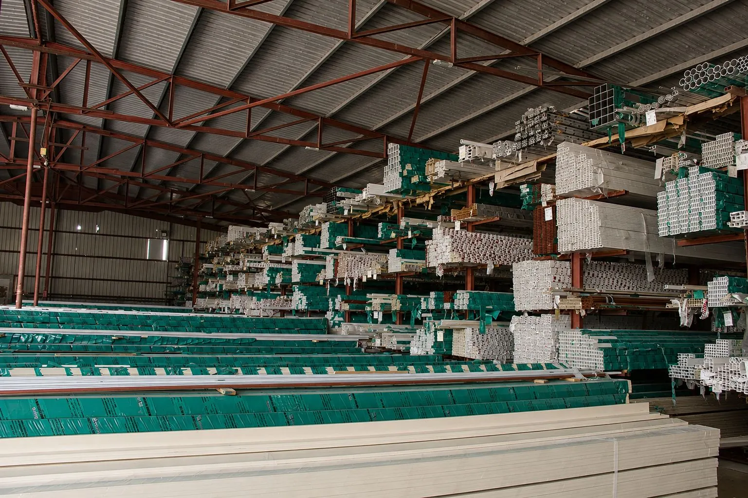 Aluminium extrusion profile racks at CINACO Aluminium