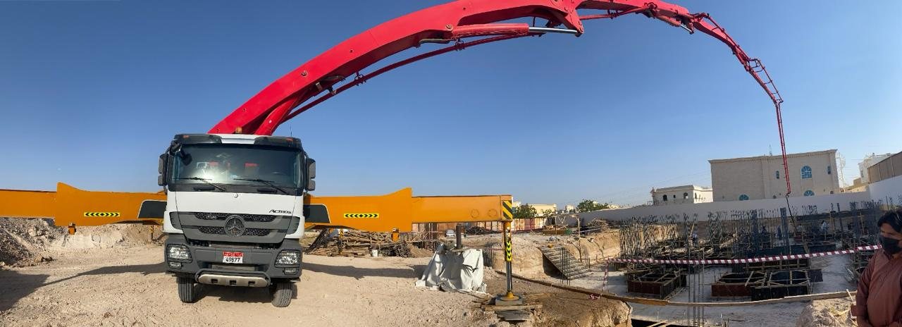 Mobile concrete pump